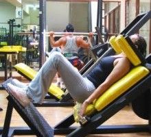 Lee más sobre el artículo Sentadilla Hack o hack squats