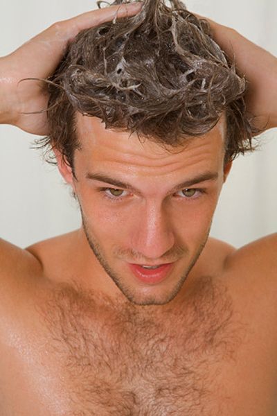 Lee más sobre el artículo Lavar el cabello sin dañarlo