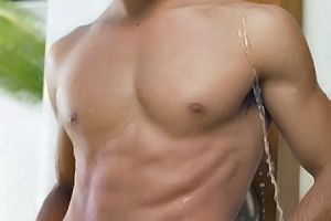Lee más sobre el artículo Cosméticos para reafirmar el cuerpo del hombre