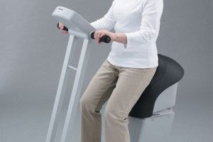 Lee más sobre el artículo Raku Raku Walk Tecnologia y Fitness para adultos