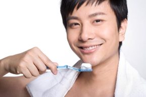Nuevo dentífrico para unos dientes blancos