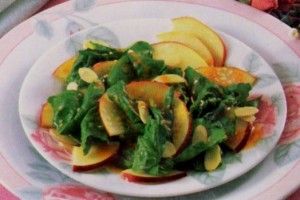 Lee más sobre el artículo Receta saludable: ensalada de espinaca y manzana
