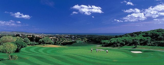 Lee más sobre el artículo Sotogrande, lujo, sofisticación y golf
