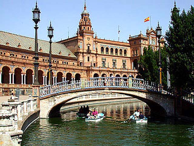 Lee más sobre el artículo Vacaciones en Sevilla