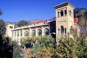 Lee más sobre el artículo Balneario de Lanjarón y sus tratamientos personalizados