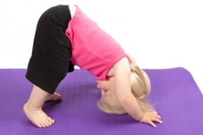 Los beneficios del Yoga para niños y adolescentes