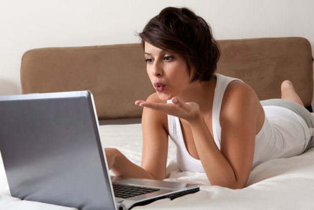 Lee más sobre el artículo Encuentros y anuncios de contacto por internet