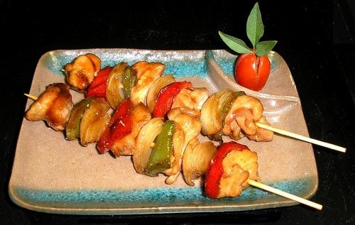Lee más sobre el artículo Brochetas de pollo al estilo asiático