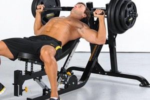 Lee más sobre el artículo Planes de entrenamiento de press con mancuernas para el desarrollo de los pectorales
