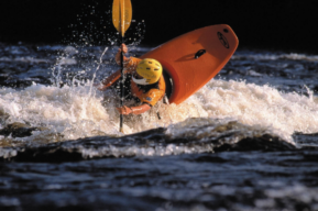 kayaks protagonistas de deportes extremos