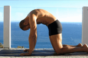 Los beneficios para el organismo de practicar yoga desnudo