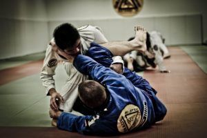 Lee más sobre el artículo Lesiones habituales en la práctica de artes marciales