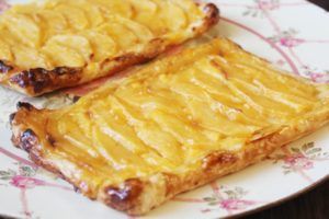 Lee más sobre el artículo Tarta de manzana fácil