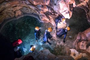 Lee más sobre el artículo Práctica de Espeleología y sus riesgos