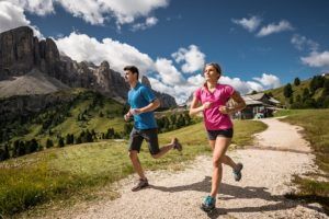 Lee más sobre el artículo 3 Deportes de montaña para practicar este verano